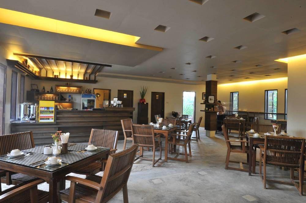Sunny Paradise Resort Ngwesaung Buitenkant foto