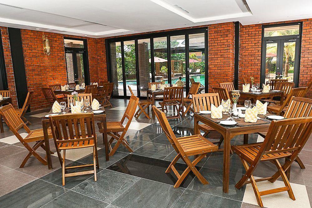 Sunny Paradise Resort Ngwesaung Buitenkant foto