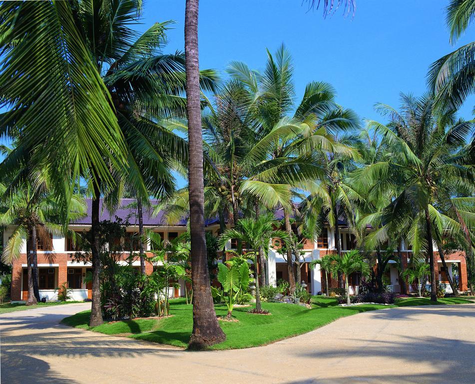 Sunny Paradise Resort Ngwesaung Buitenkant foto
