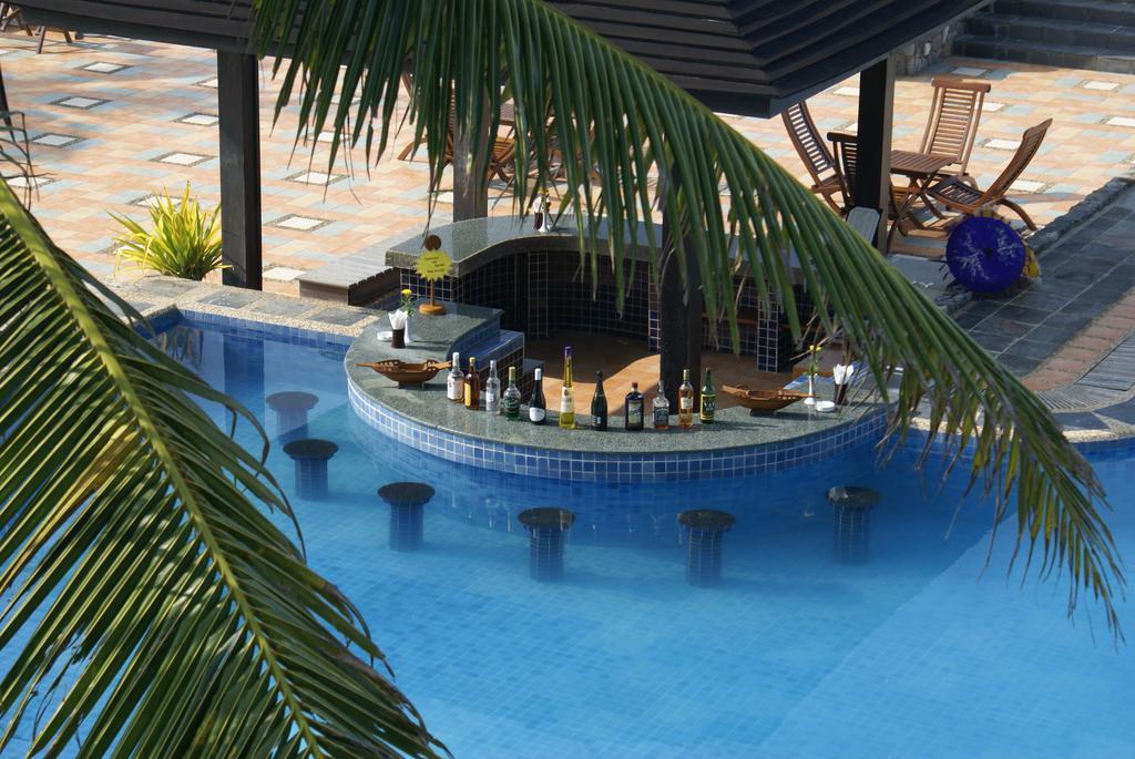 Sunny Paradise Resort Ngwesaung Buitenkant foto