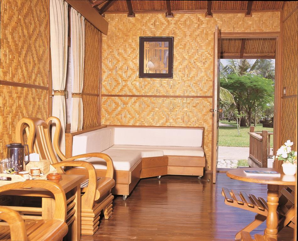 Sunny Paradise Resort Ngwesaung Buitenkant foto