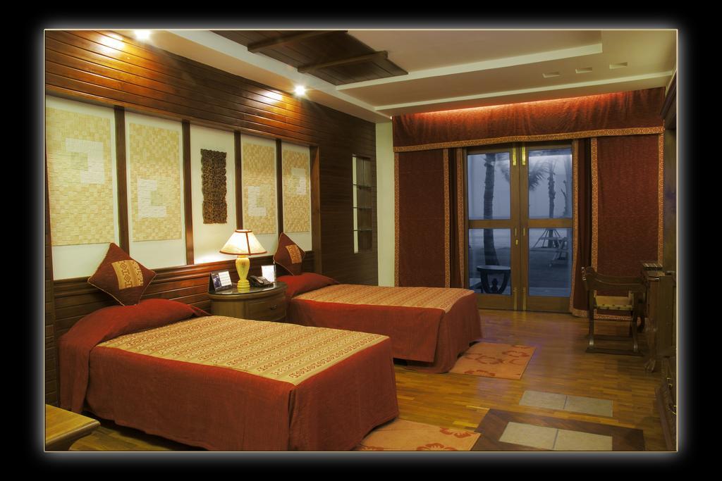 Sunny Paradise Resort Ngwesaung Buitenkant foto
